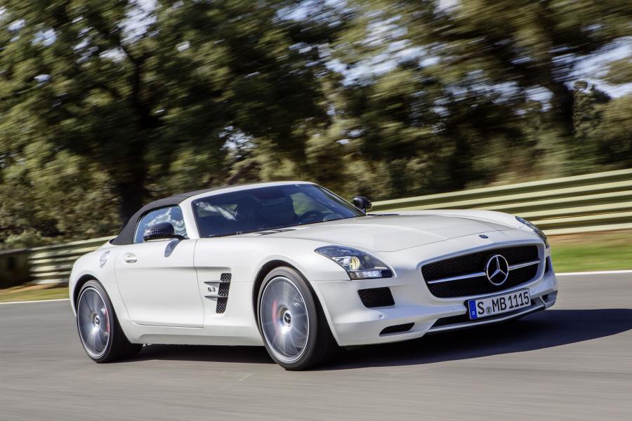  Mercedes-Benz SLS AMG GT Roadster 2012 года  (фото 35 из 47)